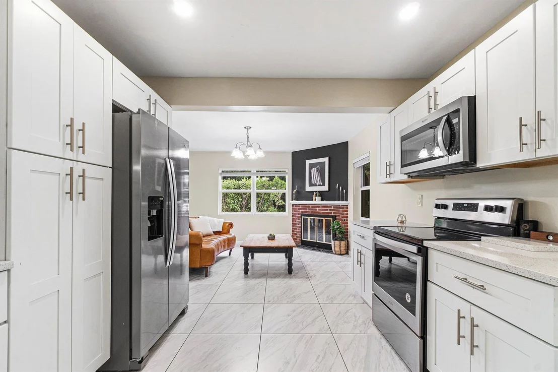 Photo of 1923 Holman Drive