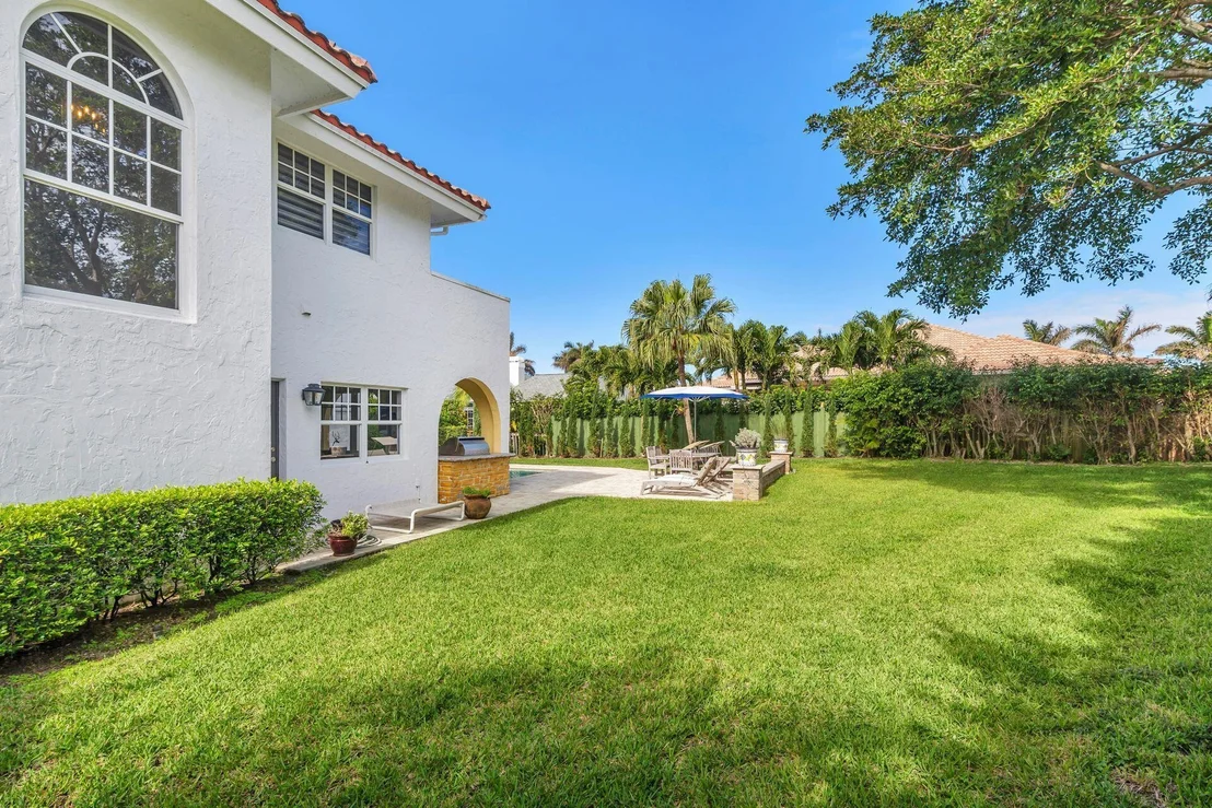 Photo of 141 Rotunda Drive