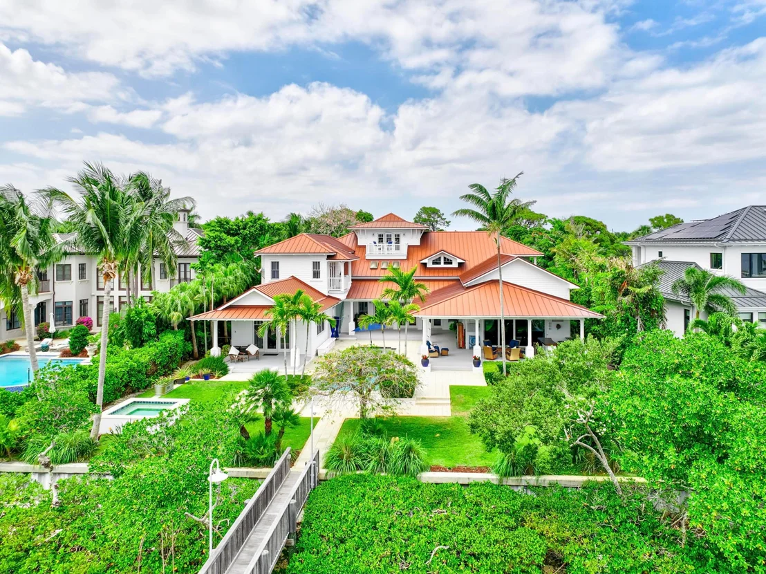 Photo of 5270 Pennock Point Road