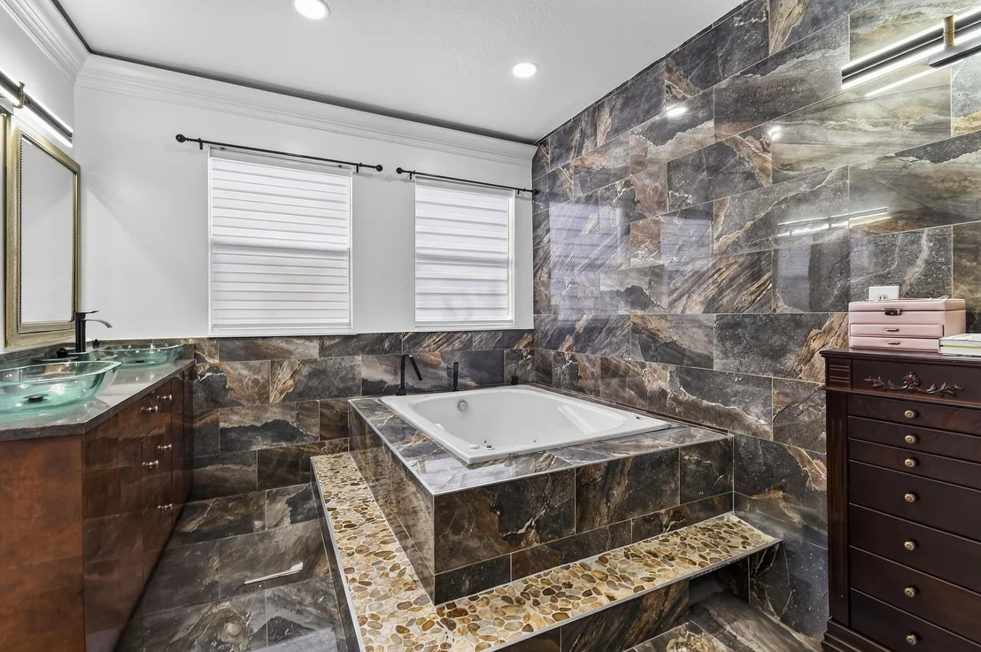 Photo of 700 Cresta Circle