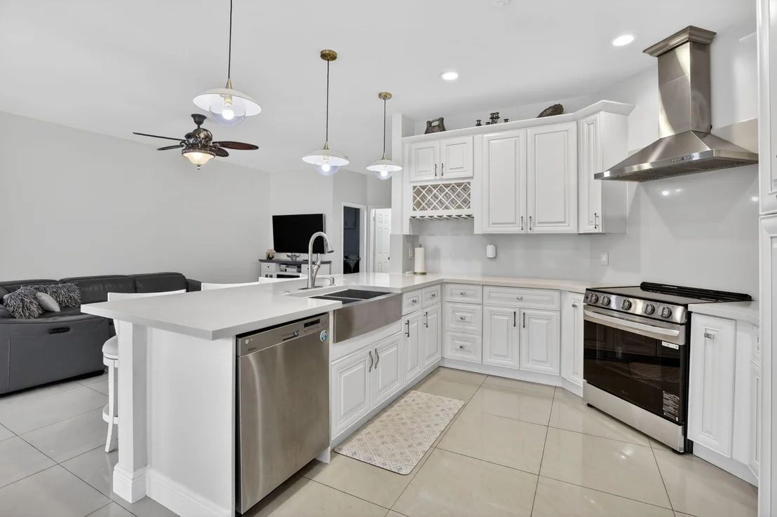 Photo of 711 Heritage Way