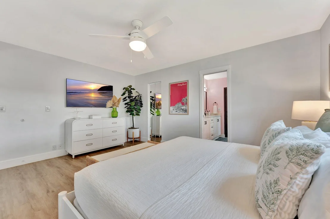 Photo of 620 Enfield Road