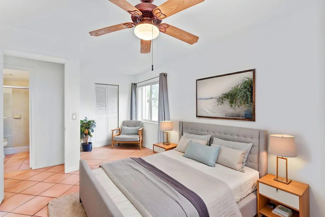 Photo of Unit D2 at 322 Knotty Pine Circle