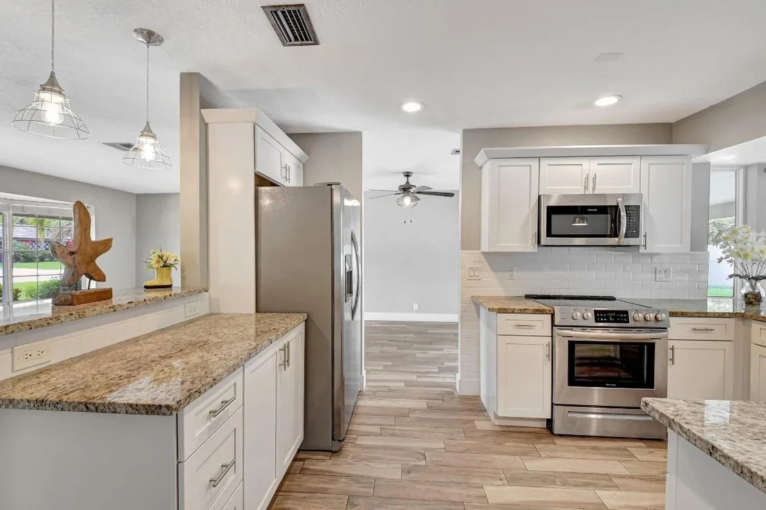 Photo of 625 Sunshine Drive