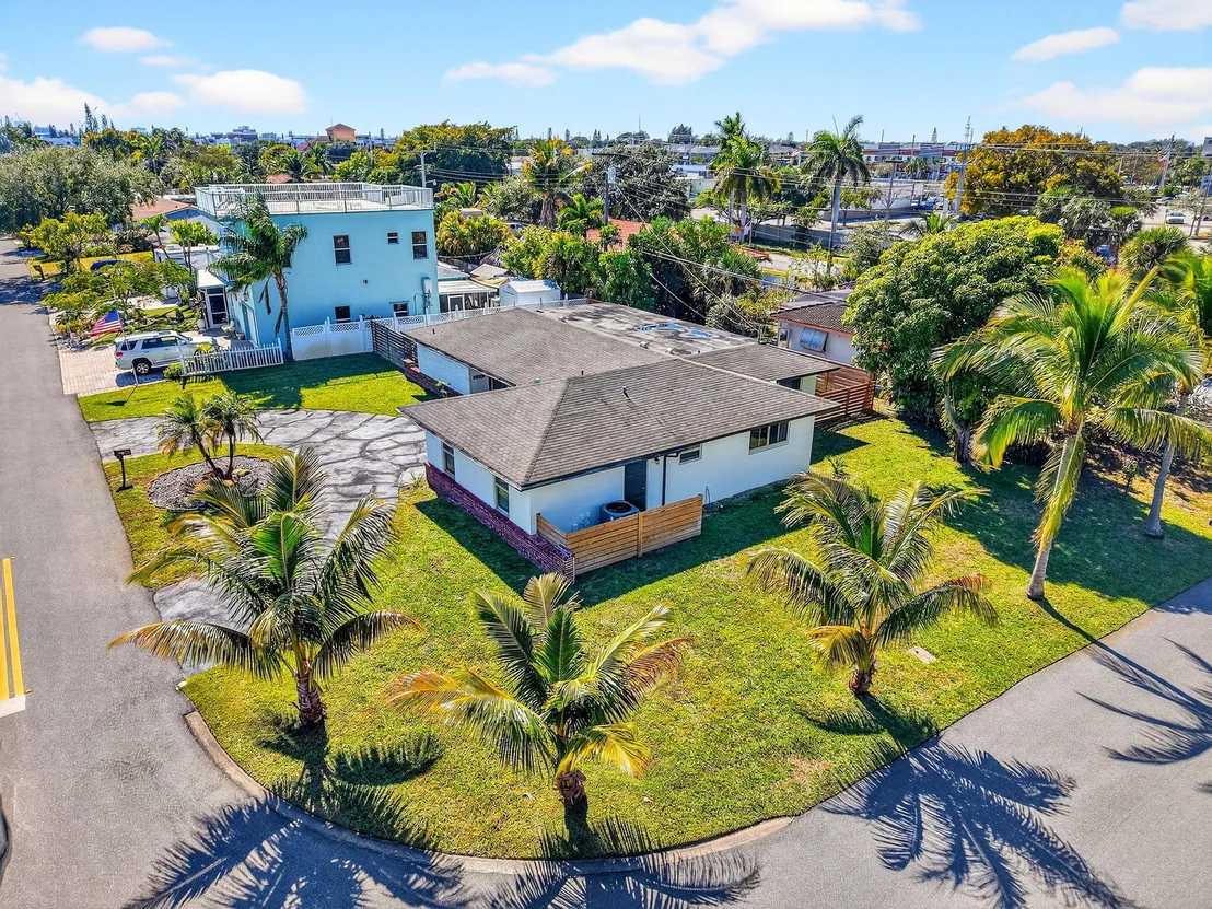 Photo of 3651 Palm Drive