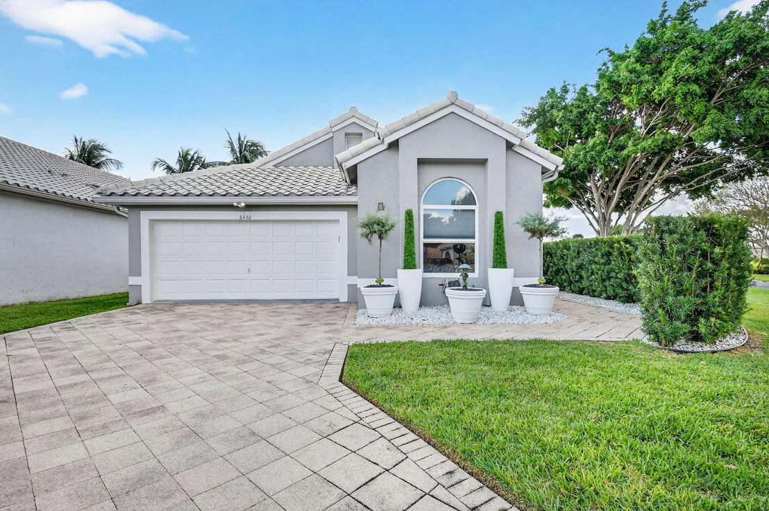 Photo of 6430 Three Lakes Lane
