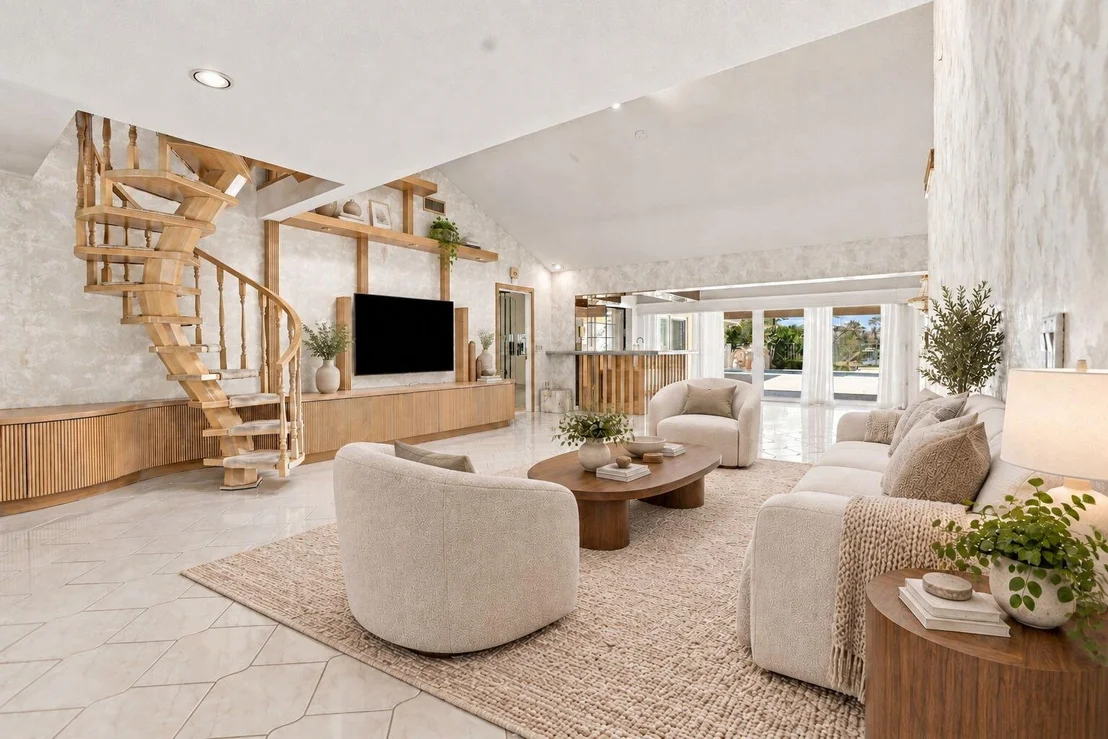 Photo of 352 River Edge Road