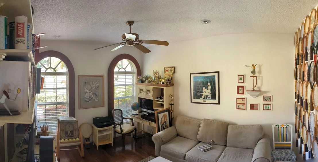 Photo of 7204 Via Palomar