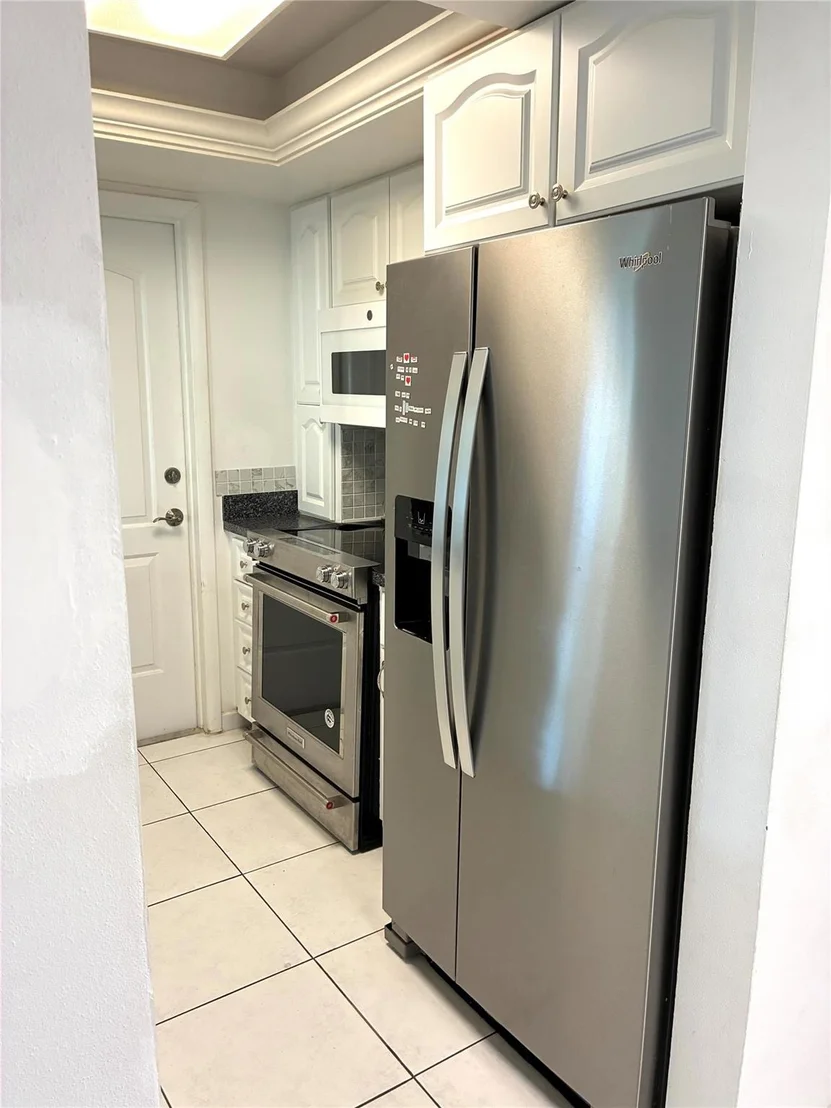 Photo of 320 S Golf Boulevard