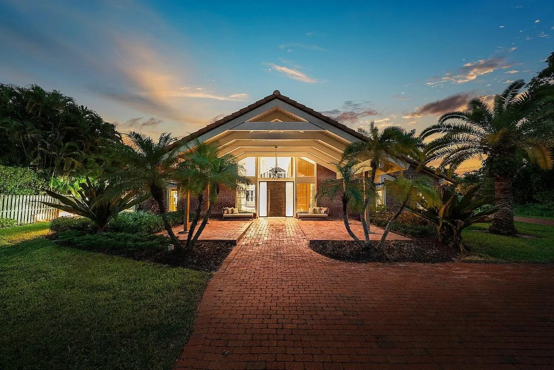 Photo of 6641 Giralda Circle