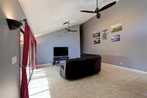 Photo of 6153 Roger Street