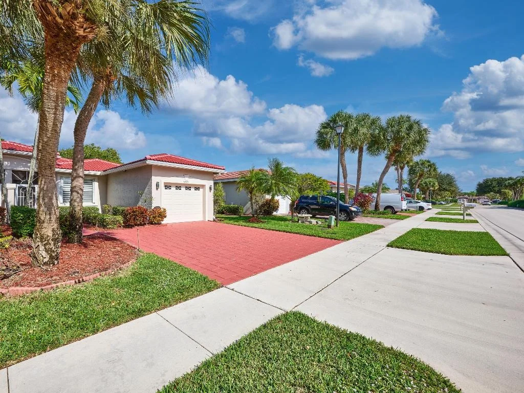 Photo of 5749 Emerald Cay Terrace