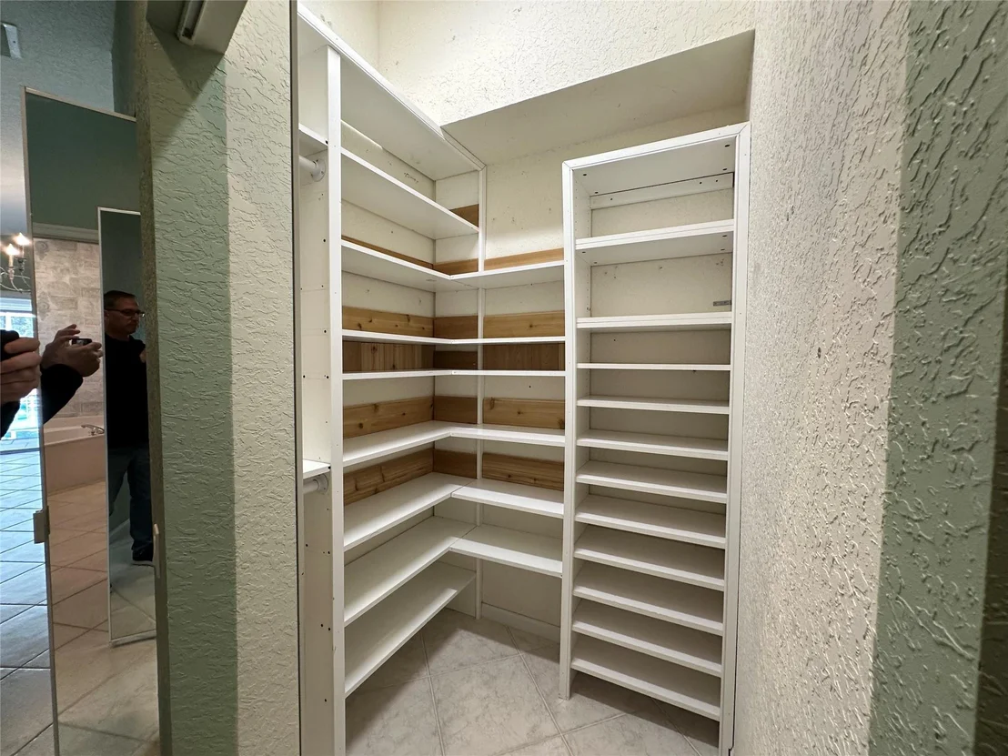 Photo of 6565 Sherbrook Drive