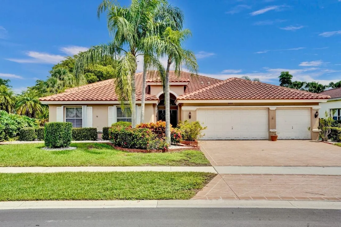 Photo of 5639 Bermuda Dunes Circle