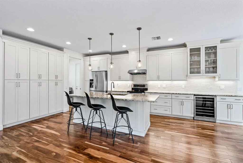 Photo of 4011 Community Drive
