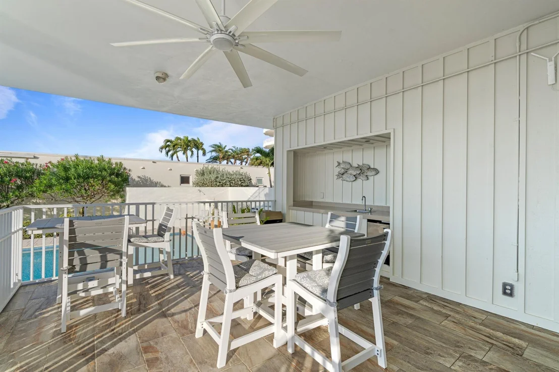 Photo of Unit 702 at 375 Beach Road