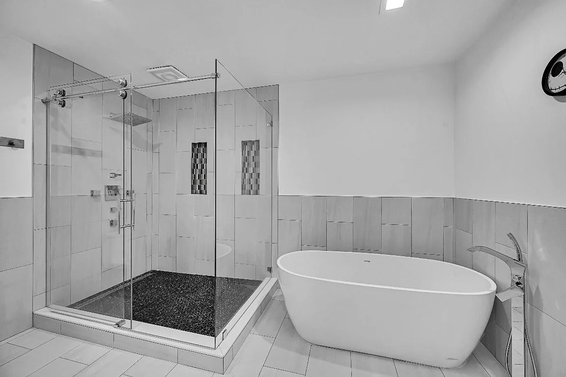 Photo of 22573 Esplanada Drive