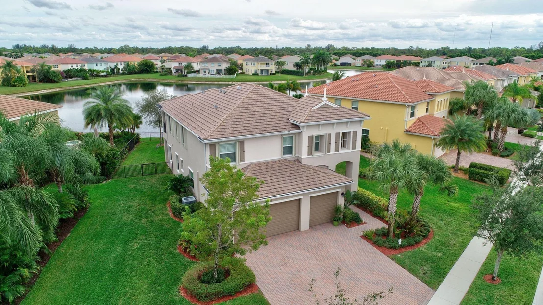 Photo of 9536 Phipps Lane