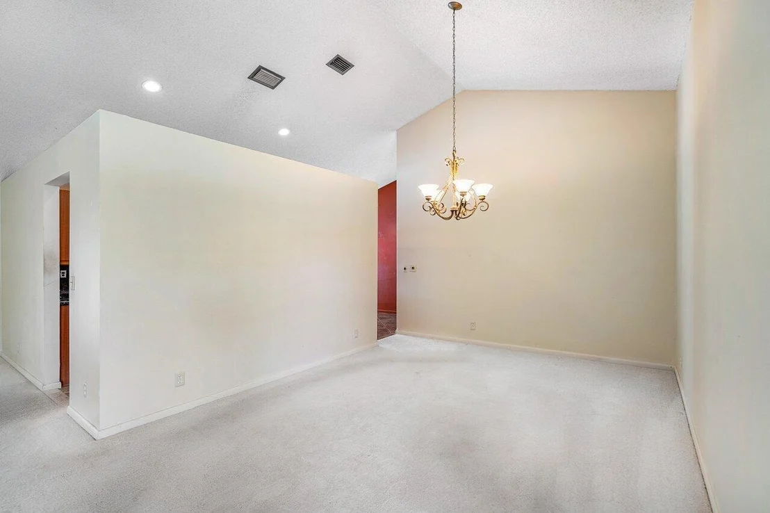 Photo of 9439 Sun Pointe Drive