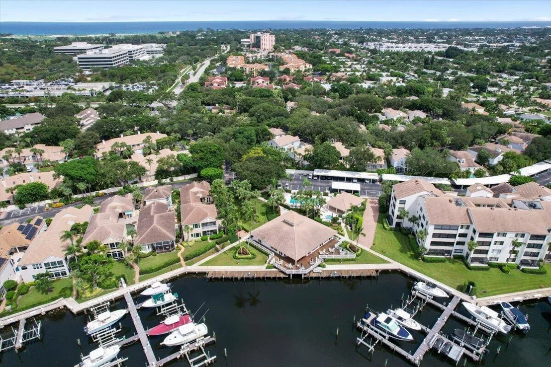 Photo of 21 Grand Bay Circle