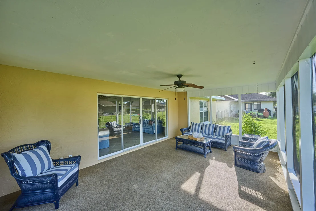 Photo of 415 Mac Lane