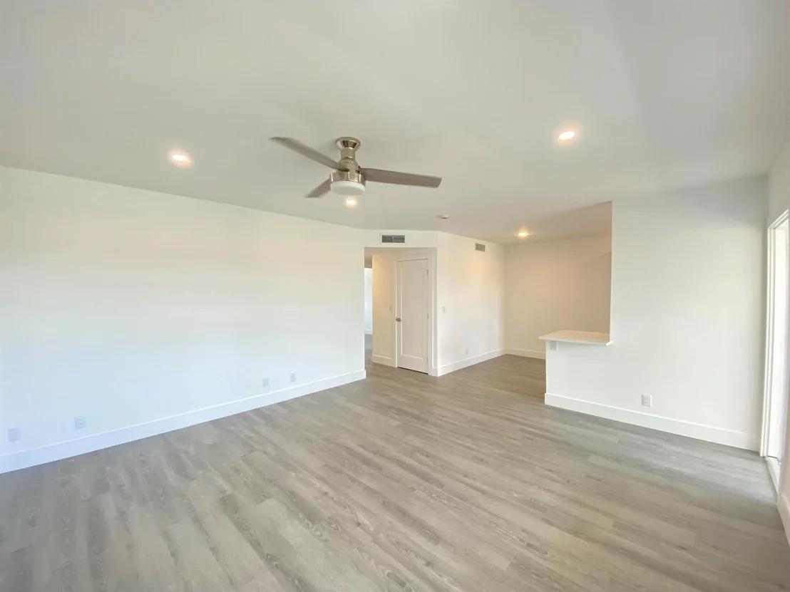 Photo of Unit 306 at 600 Pine Drive