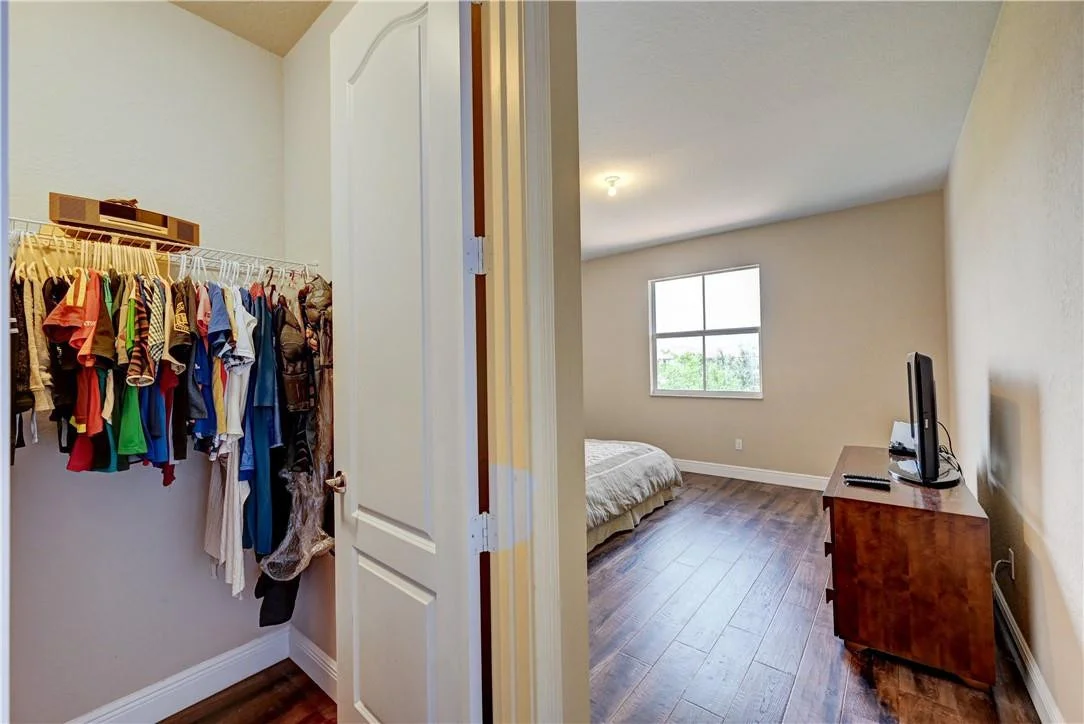 Photo of 8631 S Lakeside Bend