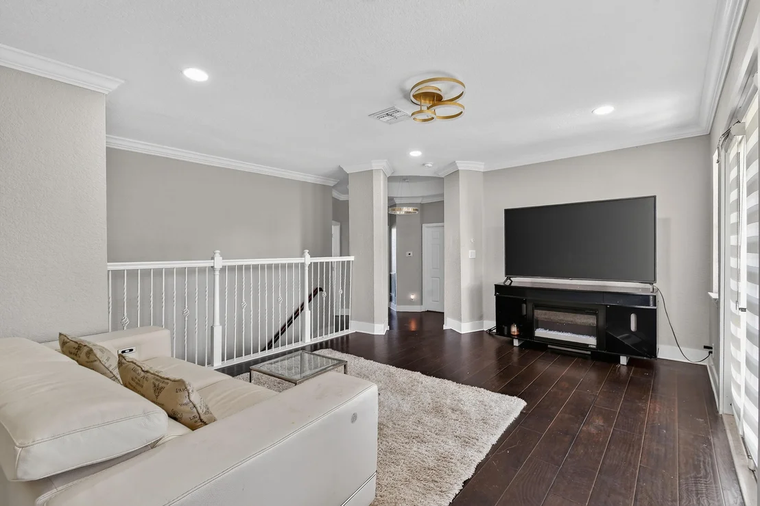 Photo of 700 Cresta Circle