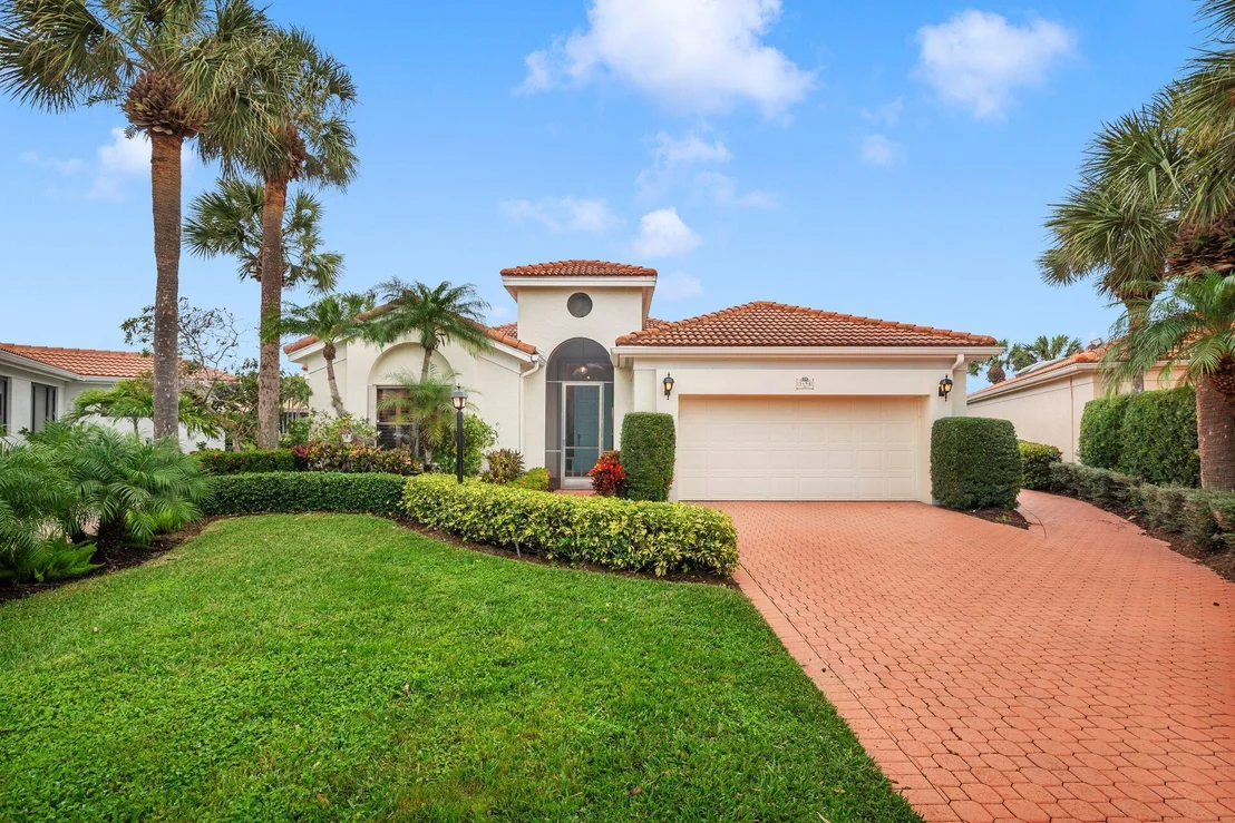Photo of 3498 Lantern Bay Drive