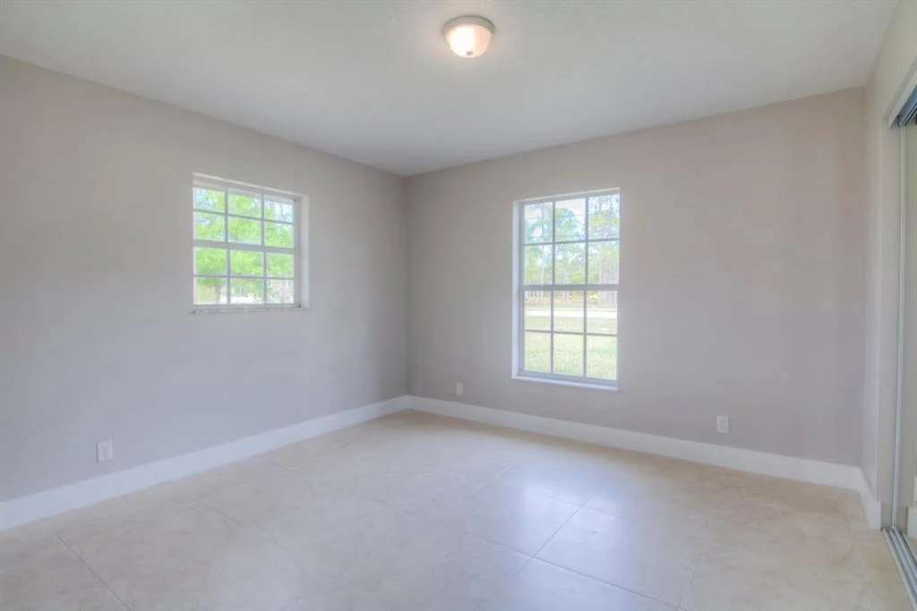 Photo of 17518 Tangerine Boulevard