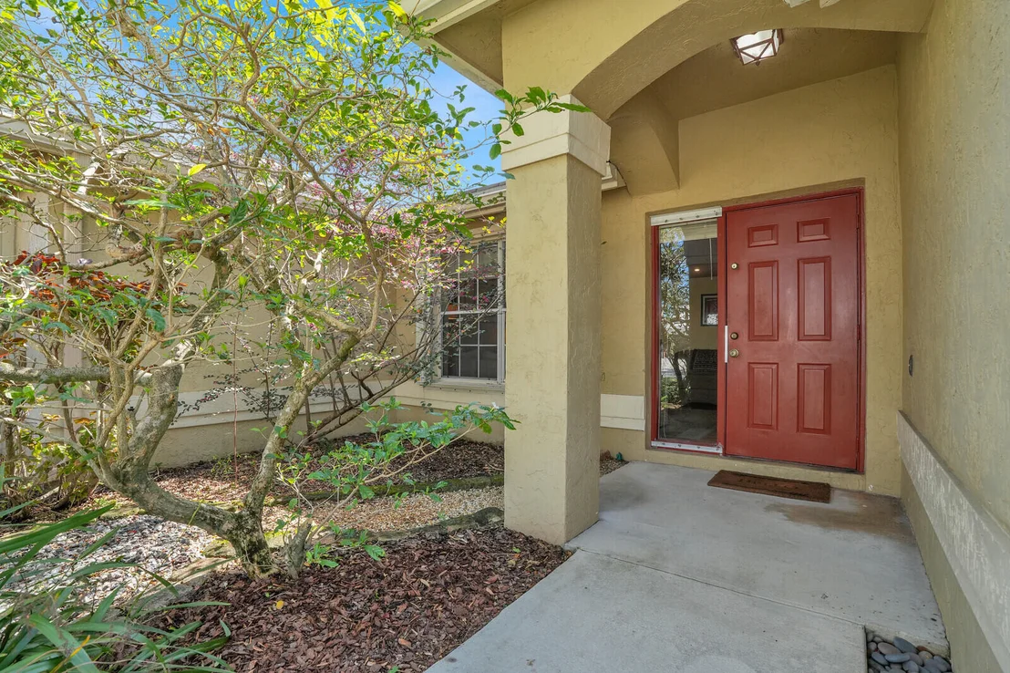 Photo of 5696 Descartes Circle