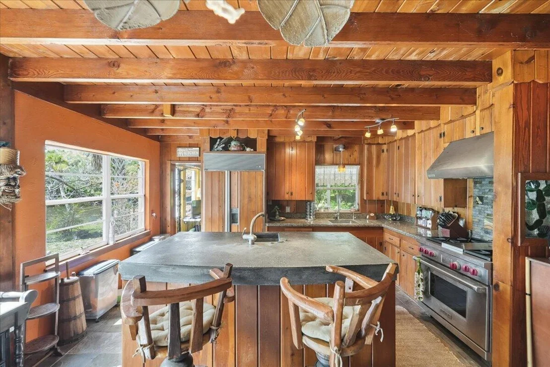 Photo of 6423 Riverland Drive