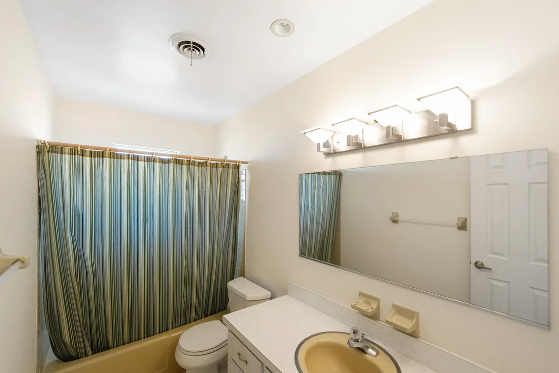 Photo of 1340 SE Sandpiper Lane