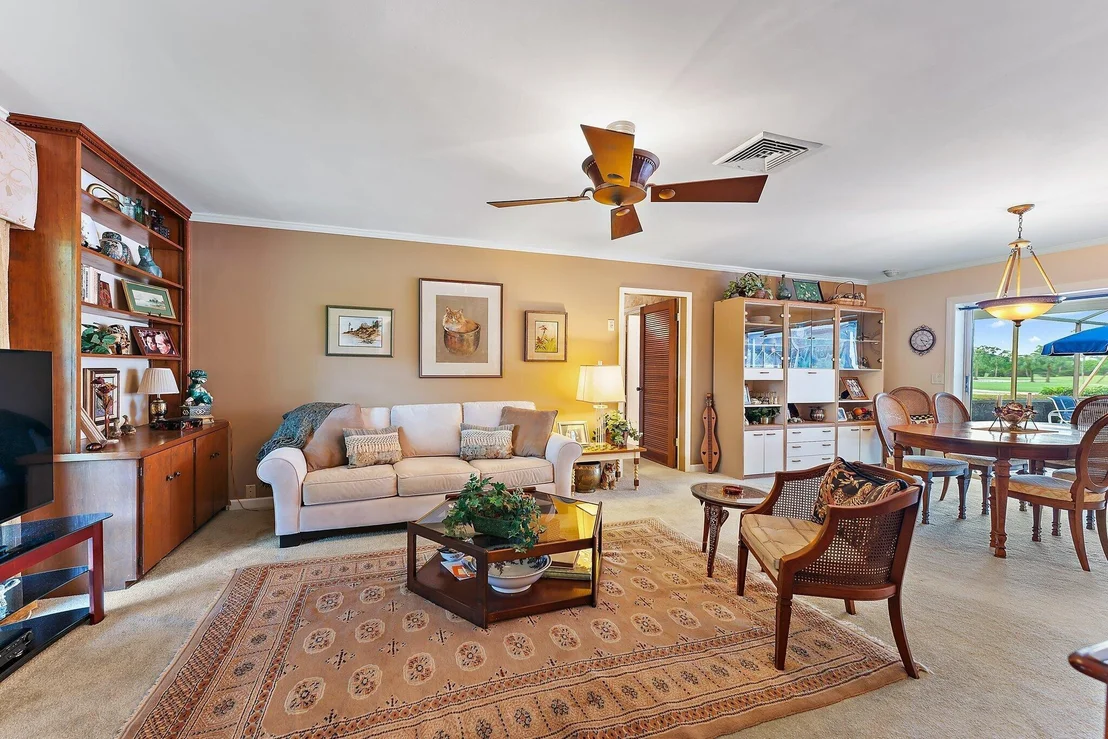 Photo of 138 SE Turtle Creek Drive