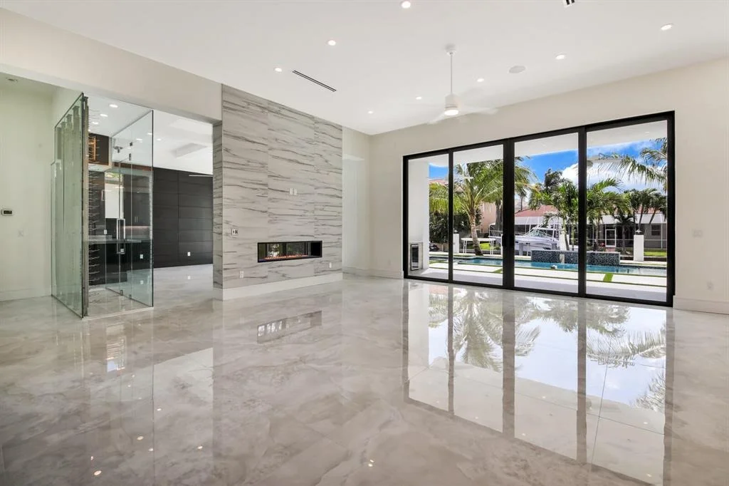 Photo of 960 Banyan Drive
