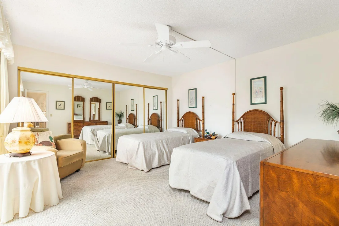 Photo of Unit 20D at 1420 Ocean Way