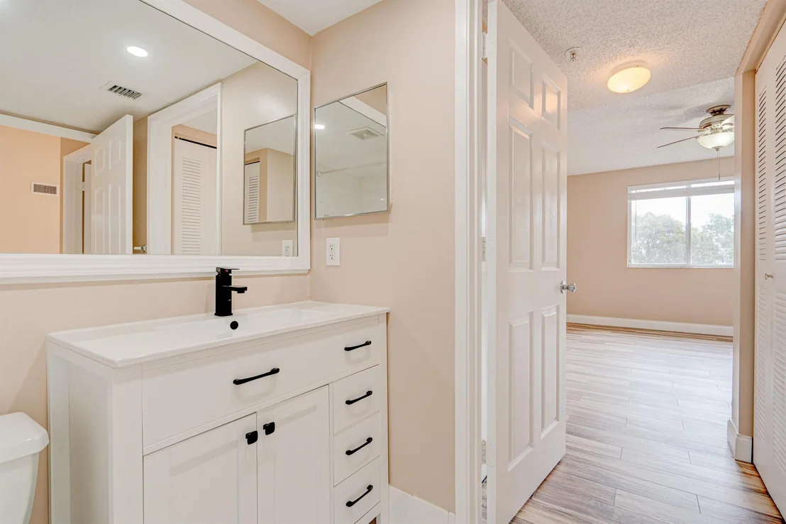 Photo of Unit 3088 at 3870 Lyons Road