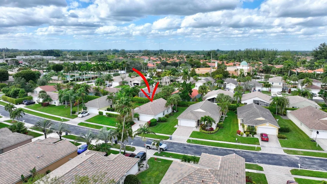 Photo of 8177 Palm Gate Drive