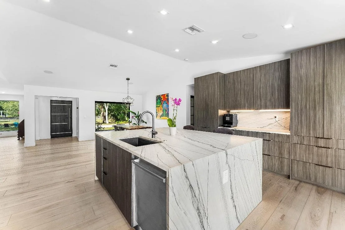 Photo of 6296 188th Trail N