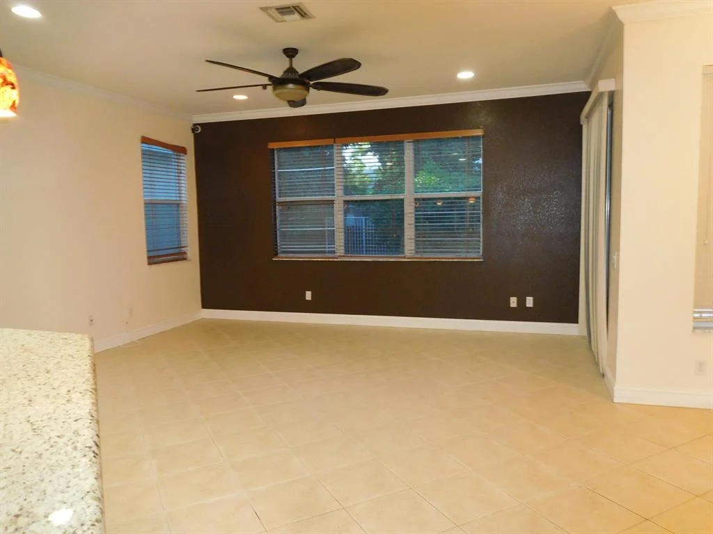 Photo of 5515 Mainship Drive