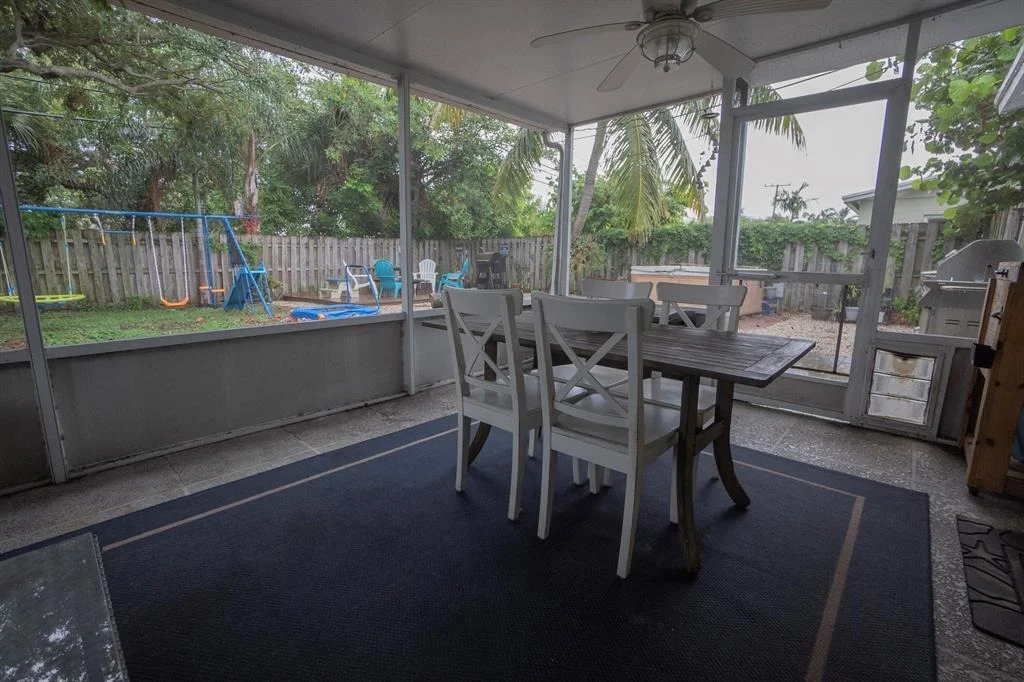 Photo of 716 Juniper Drive