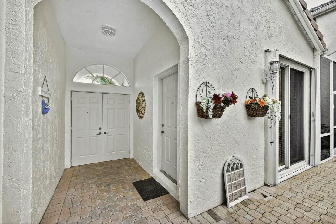 Photo of 2085 Chagall Circle
