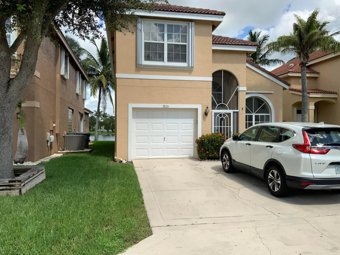 Photo of 7835 Springfield Lake Drive