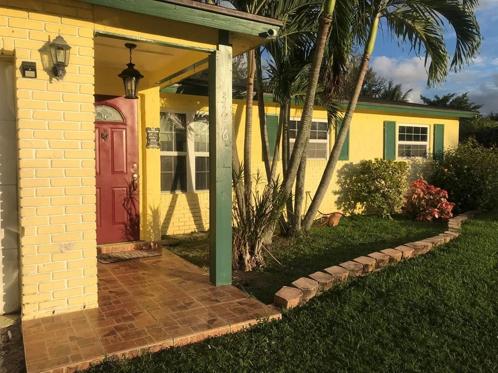 Photo of 3276 Pinehurst Drive