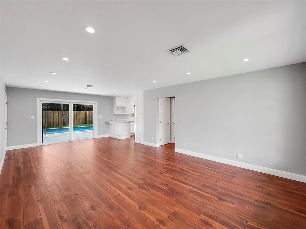 Photo of 338 Wellesley Drive