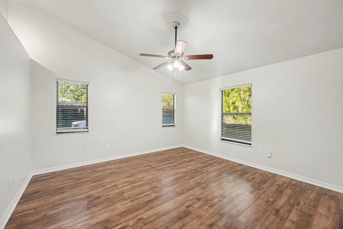 Photo of 110 Cardinal Drive