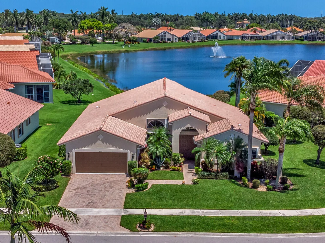 Photo of 6865 Treves Way