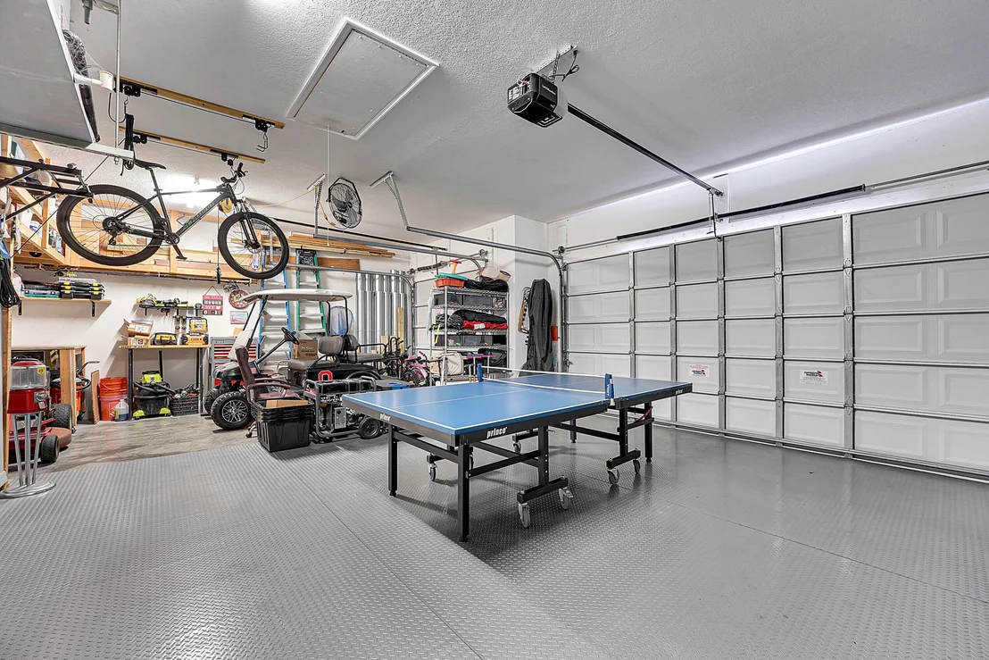 Photo of 1404 Lone Pine Drive