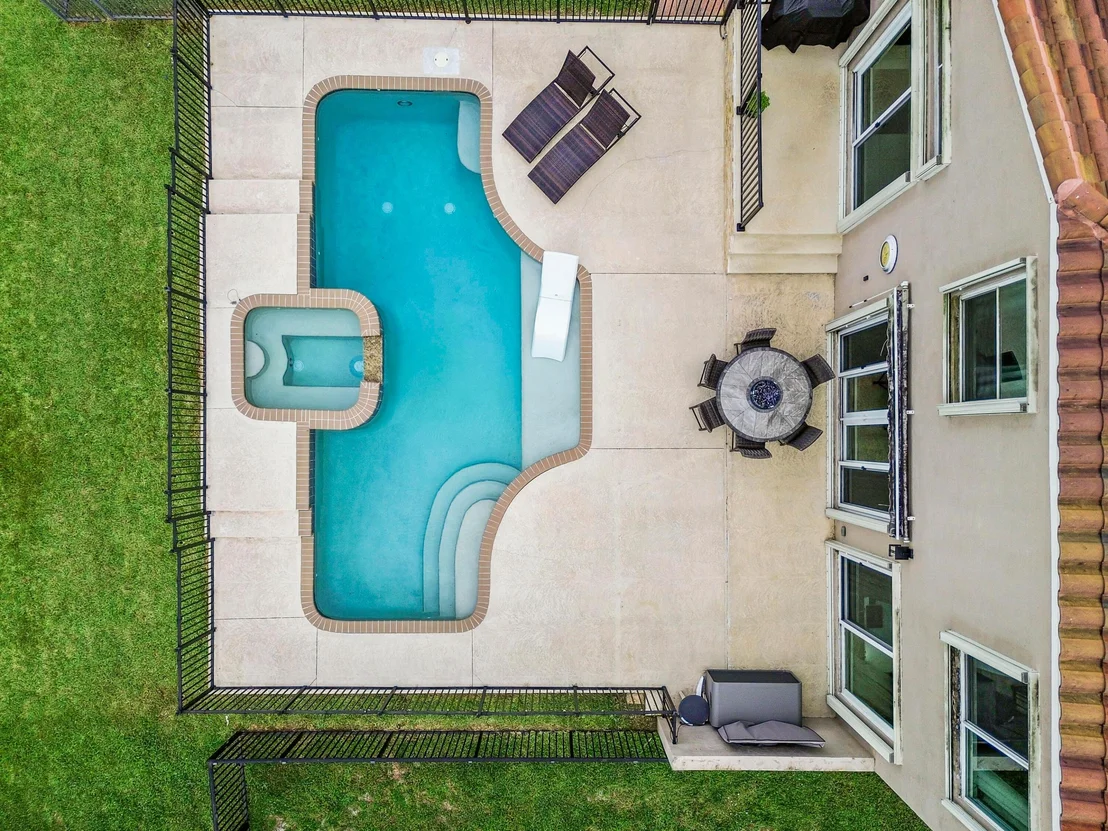 Photo of 7877 Springvale Drive