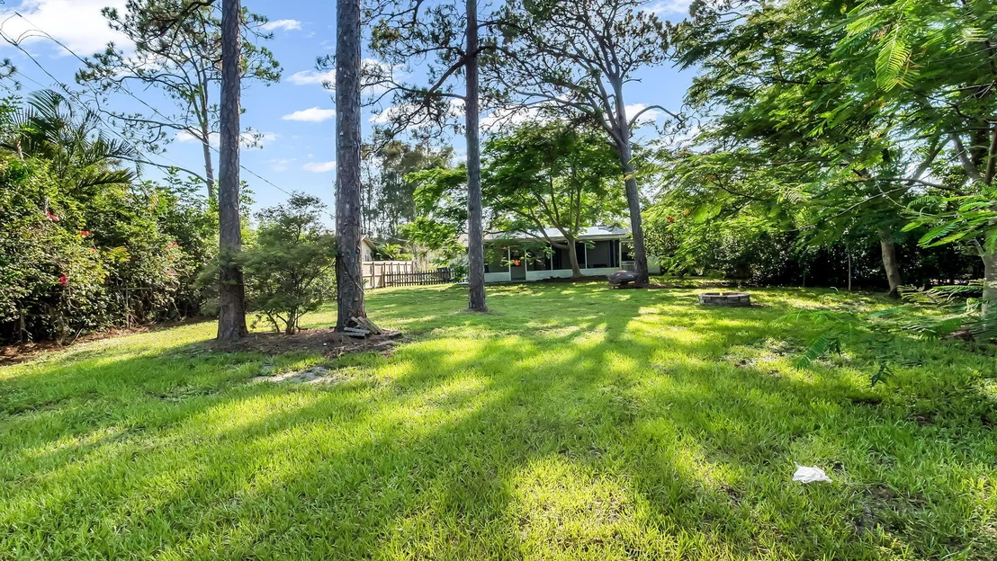 Photo of 5298 2nd Road
